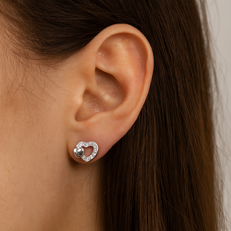 Puces d'oreilles Coeurs Anika