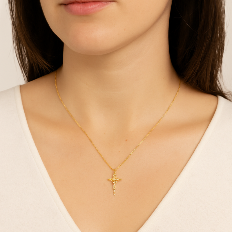 Pendentif Christ sur la croix