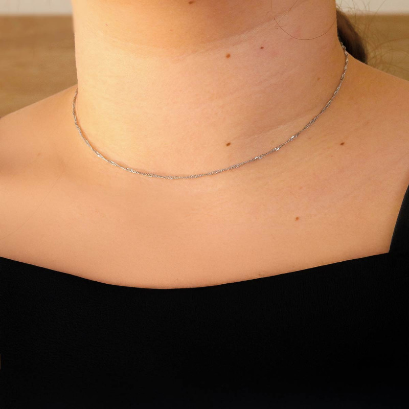 Chaine singapour Anaïs