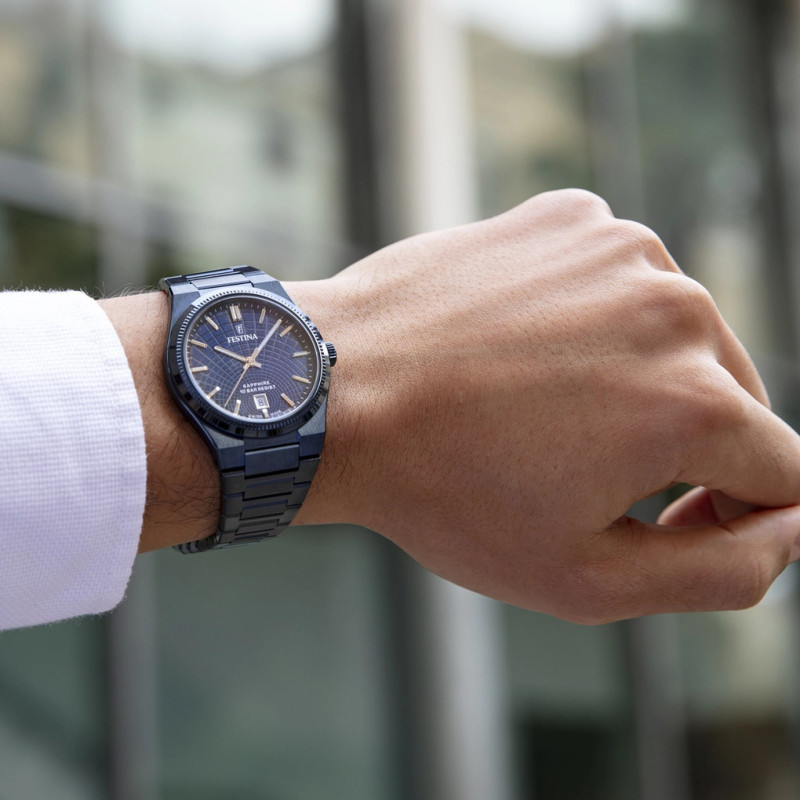 Montre  FESTINA SWISS MADE F20078/1