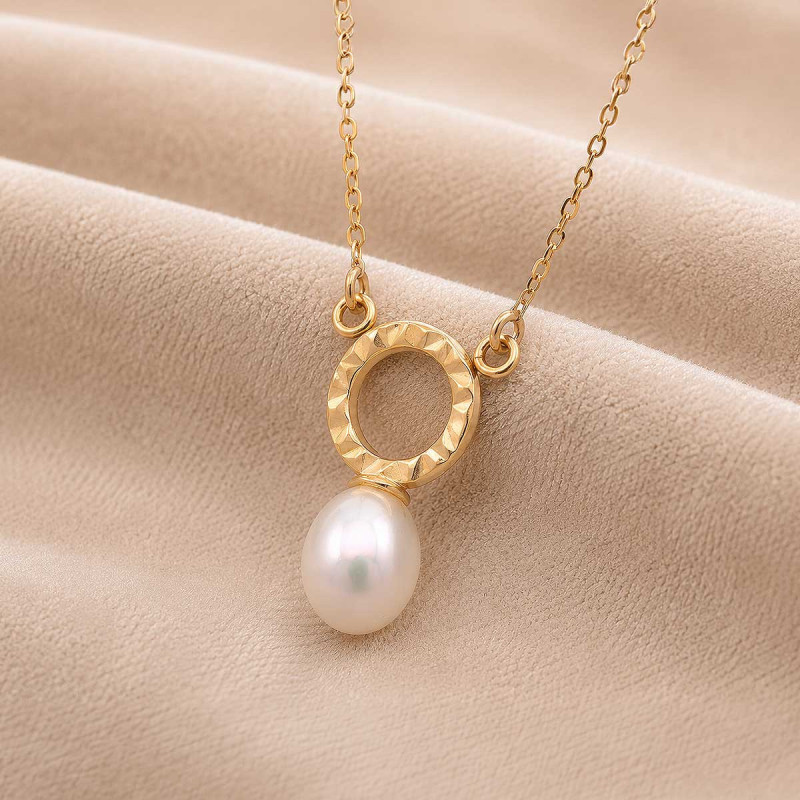 Collier Leela