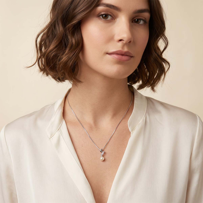 Collier Madhu