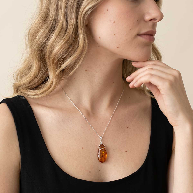 Collier Aniala